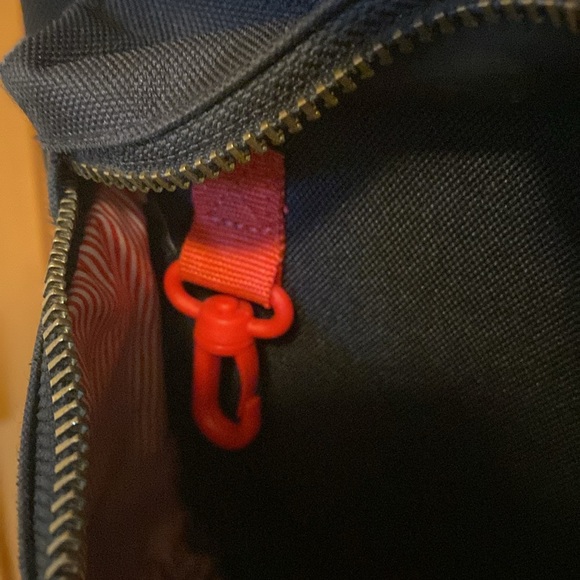 Herschel Supply Settlement Backpack Black Gold Zippers - Picture 9 of 9